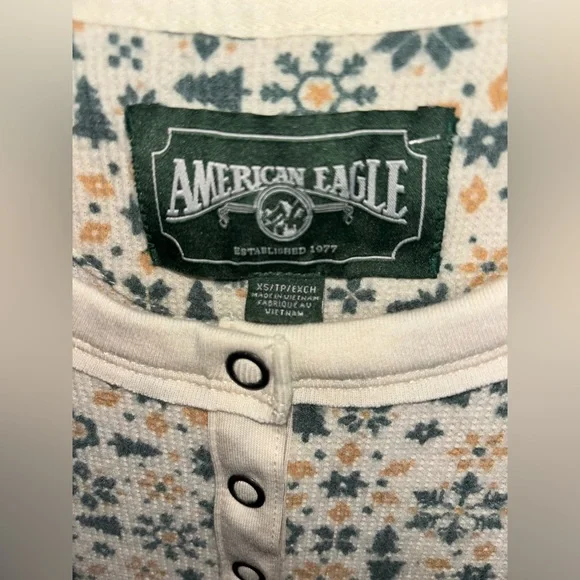 American Eagle Waffle Long-Sleeve Relaxed Fit Holiday Onesie - Picture 6 of 6